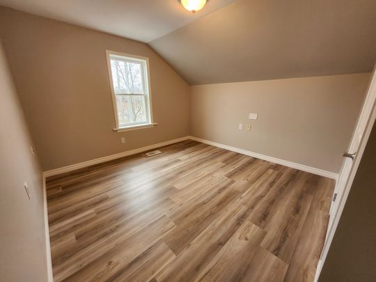 For Lease - 5958 16th Avenue Unit# Wood#Upper, Markham, Ontario - Photo 1