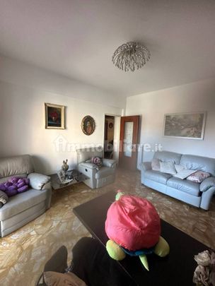 Trilocale via Aurelia 1, Centro, San Bartolomeo al Mare - Photo 1