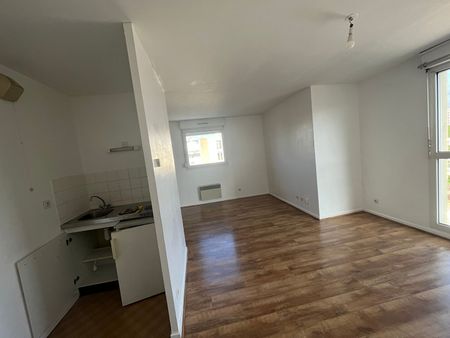 Location Appartement 1 pièce 39m² BESANCON 25000 - Photo 4