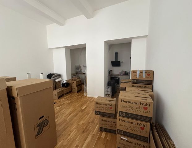 Elegantes Wohnen im historischen Kloster - Stilvolle 2 Zimmerwohnung mit Terrasse! - Photo 1