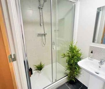 Ground Floor Premier Studio - Photo 1