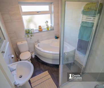 3 bedroom semi-detached house to rent - Photo 4