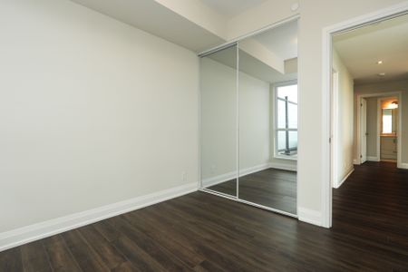 For Lease - 15 Lynch Street Unit# 1801, Brampton, Ontario - Photo 3