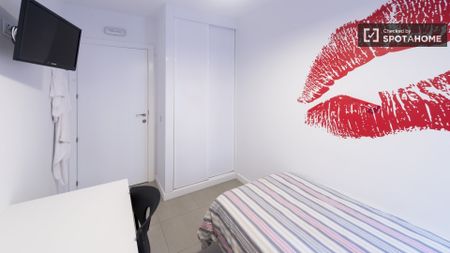 madrid, Community of Madrid 28013 - Photo 4