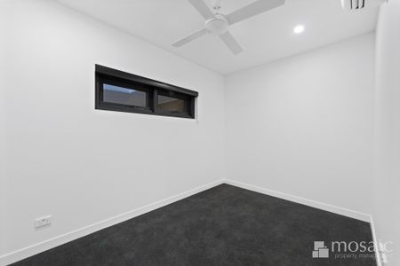 Luxury 2.5 bedroom apartment in the heart of Maroochydore - Photo 4