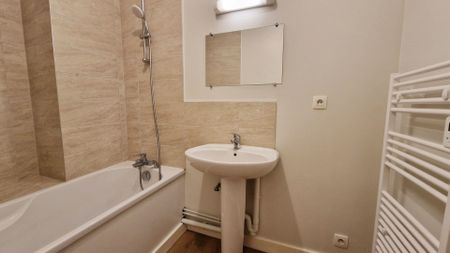 Location Appartement 3 pièces 63m² - Photo 5