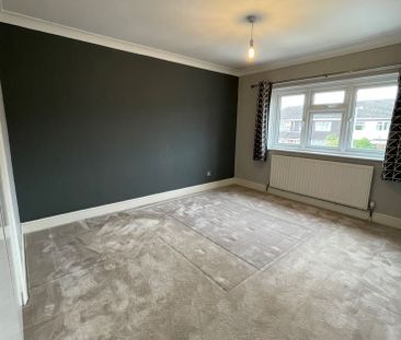 4 bedroom house to rent - Photo 2