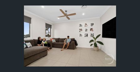 LOOKING FOR A FRESH, MODERN NEST? - Photo 3