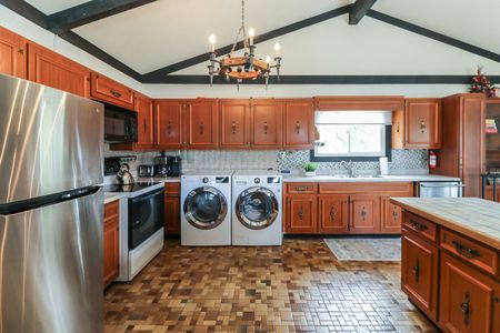 For Lease - 104 Kinsey Place, Blue Mountains, Ontario - Photo 3