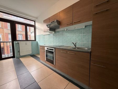 Vanderkindere - Appt 2 ch +/- 90m² + Terrasse - Uccle - Photo 3