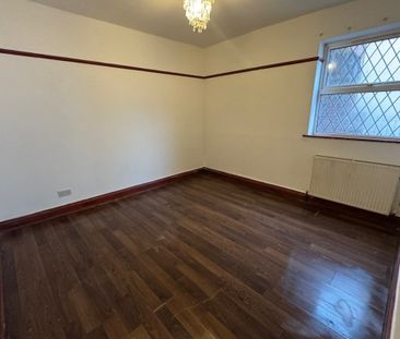 Adelaide Road - Photo 3