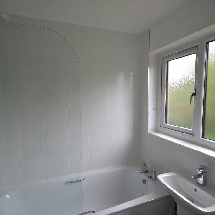 2 bedroom maisonette to rent - Photo 1