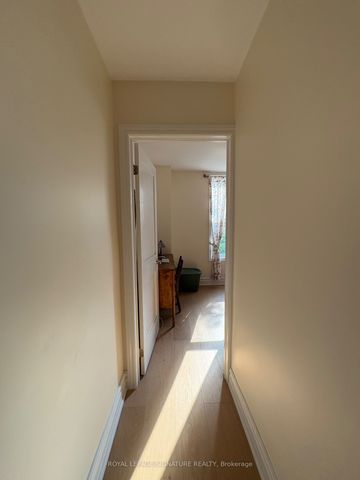 For Lease - 163 Hampton Avenue Unit# Upper, Toronto, Ontario - Photo 2