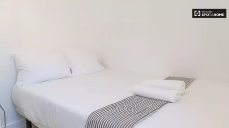 3-bedroom apartment for rent in San Isidro, Madrid. - Photo 5