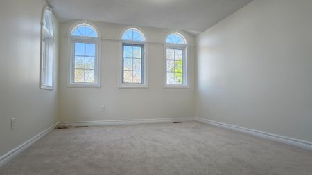 For Lease - 76 Fresno Court, Markham, Ontario - Photo 2