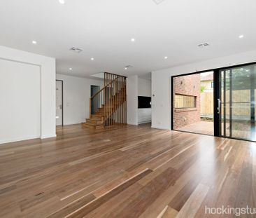 18 Percy Street, - Photo 3