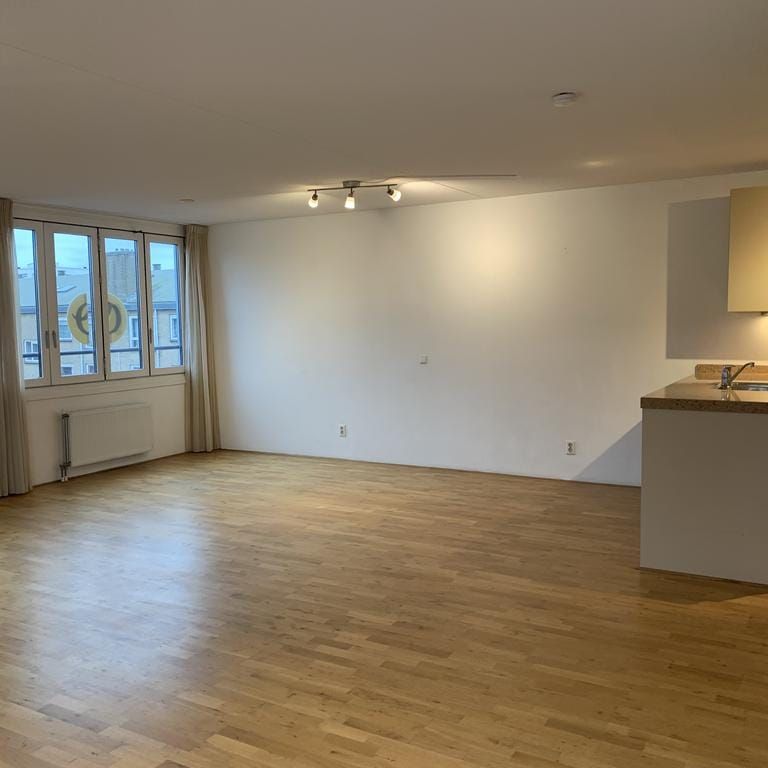 Appartement te huur: Versteegstraat 87 2273 WH Voorburg - Photo 1