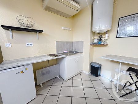 Location Appartement 1 pièce 16m² CLERMONT FERRAND 63000 - Photo 3