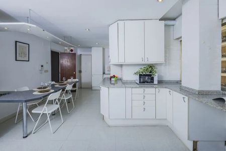 Carrer dAlvaro de Bazan, Valencia, Valencian Community 46010 - Photo 2