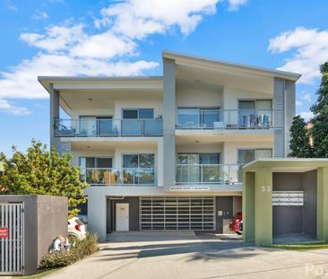 Modern Lifestyle & Perfect Location! - Photo 5