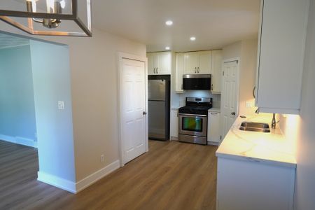 For Lease - 20 Sunrise Drive Unit# UPPER, Kitchener, Ontario - Photo 3