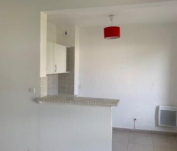 Location Appartement 1 pièce 23m² TOULON 83100 - Photo 1