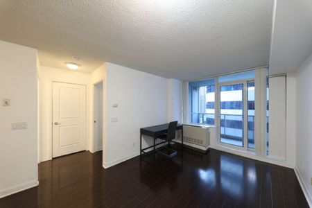 For Lease - 4968 Yonge Street Unit# 1911, Toronto, Ontario - Photo 2