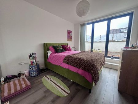 1 bedroom flat to rent - Photo 2