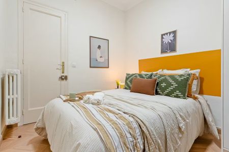 Carrer de Buenos Aires, Barcelona, Catalonia 08029 - Foto 4