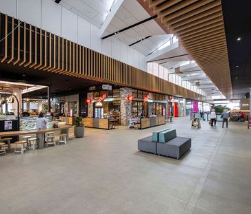 Modern Low Maintenance & Convenience - Photo 3