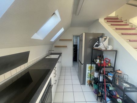 Besondere Studio Maisonette mit Dachterrasse und Balkon in Sürth! - Photo 4