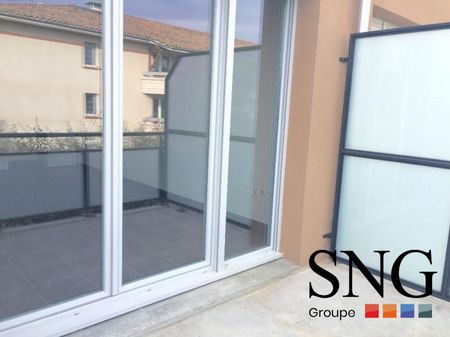 T2 AVEC BALCON ET PARKING - Photo 3