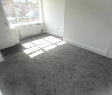 2 bedroom bungalow to rent - Photo 2