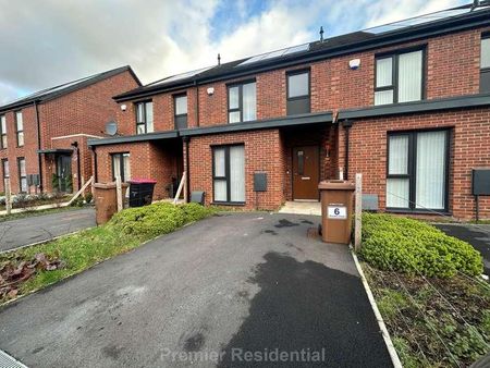 Woolton Close, Salford, M5 - Photo 2