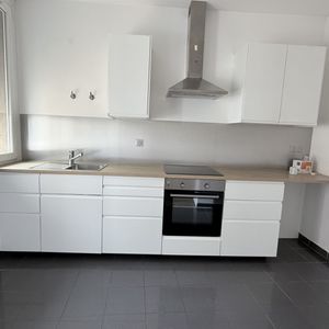 Location Appartement 3 pièces 64m² LENS 62300 - Photo 2
