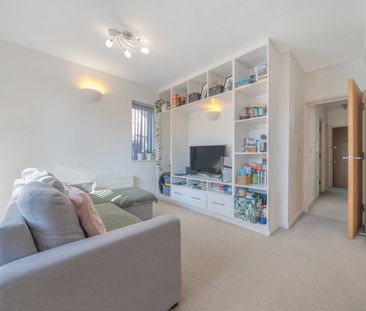 Sidcup Road, London, SE9 - Photo 1