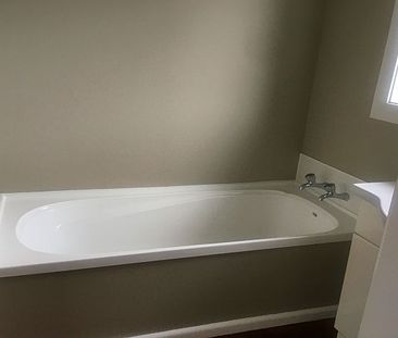 Hornby - Dunstan Crescent - Photo 3