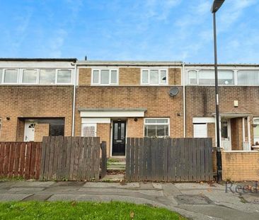 3 bedroom semi-detached house to rent - Photo 4