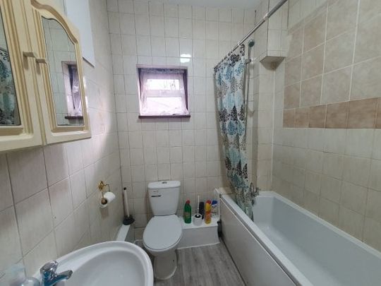 East Barnet Road, EN4, Property for rent - Photo 1