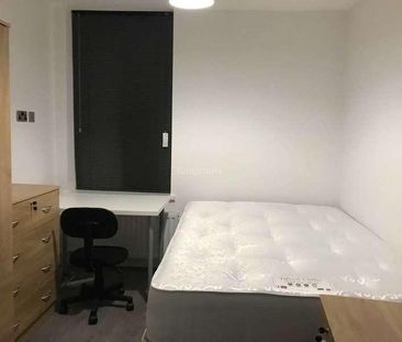 Woodville Road, Cardiff, CF24 - Photo 4