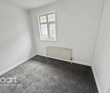 3 bedroom chalet to rent - Photo 1