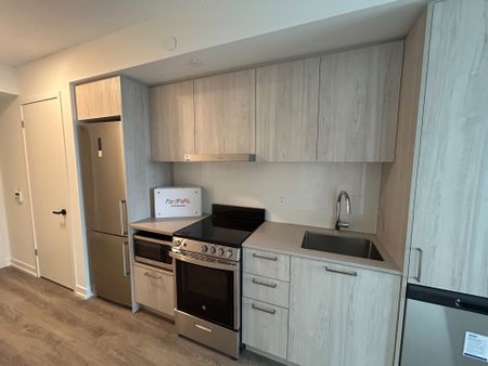 For Lease - 195 Commerce Street Unit# 2302, Vaughan, Ontario - Photo 5