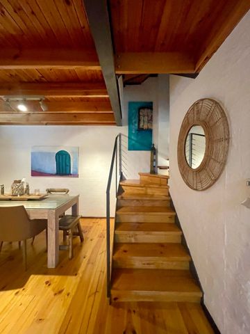 East Perth - Photo 2