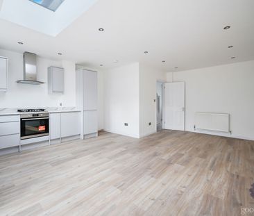 Seymour Avenue, Morden, SM4 - Photo 5