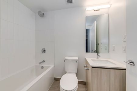 For Lease - 801 The Queensway N/A Unit# 109, Toronto, Ontario - Photo 4