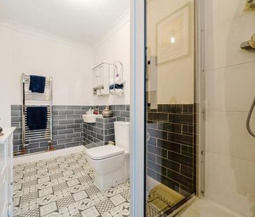 4 bedroom detached house to rent - Photo 5