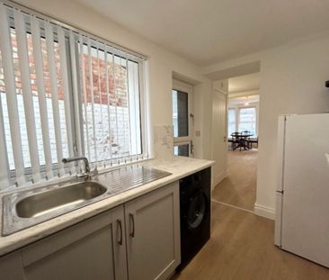 12 Melrose Street (6 month lease), Belfast BT9 7DN - Photo 6