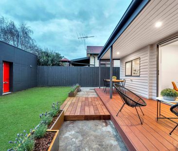 20 Henty Street, Brunswick VIC 3056 - House For Rent | Domain - Photo 3