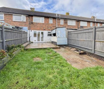 Bodiam Crescent, Eastbourne, BN22 9HQ - Photo 3