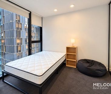 MODERN ONE BEDROOM AT 33M - FURNISHED - Photo 4